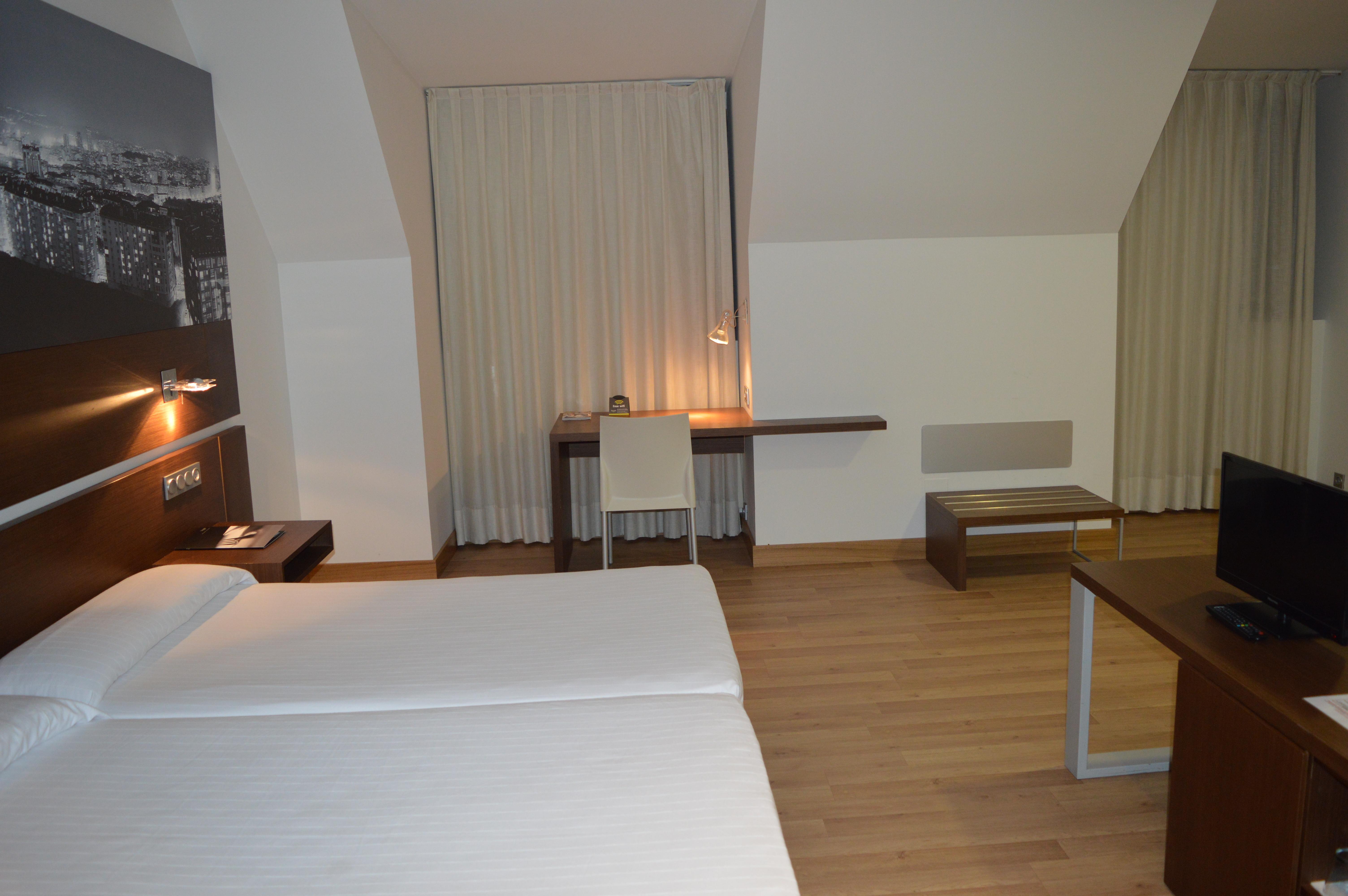 Hotel Spa Odeon Ferrol Extérieur photo