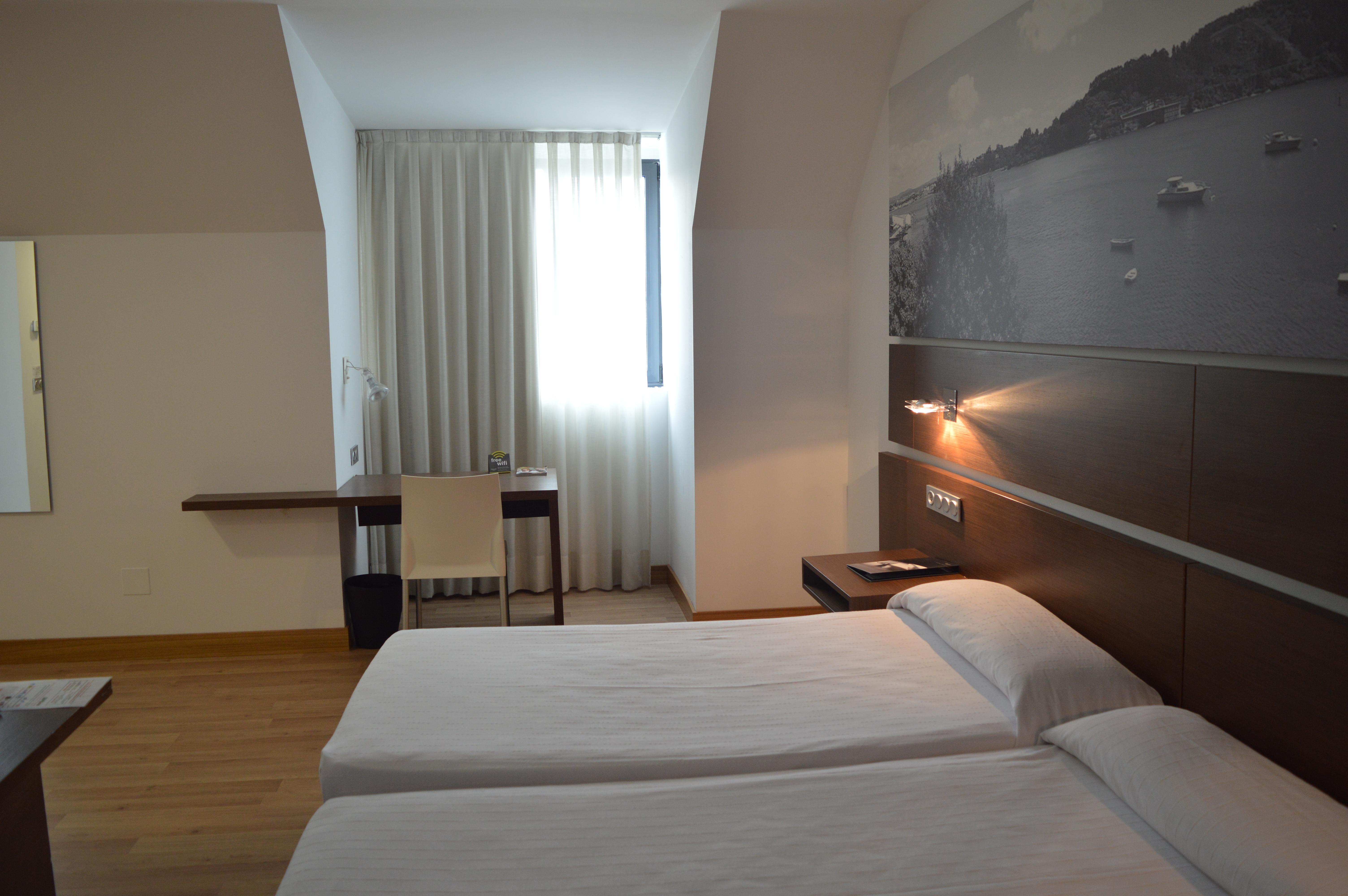Hotel Spa Odeon Ferrol Extérieur photo