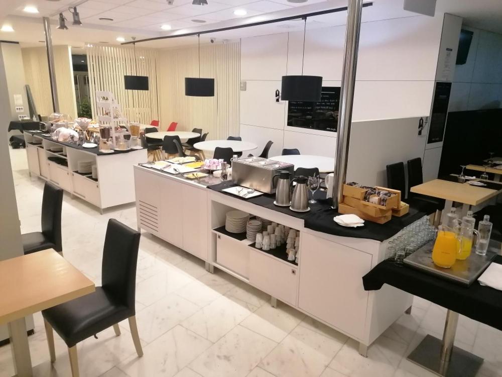 Hotel Spa Odeon Ferrol Extérieur photo