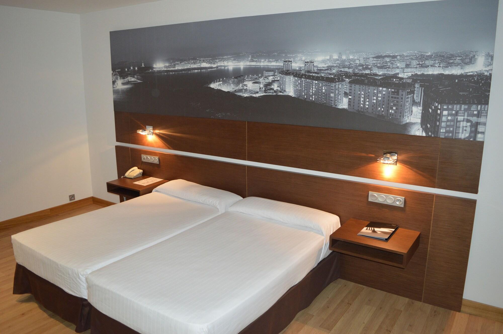 Hotel Spa Odeon Ferrol Extérieur photo